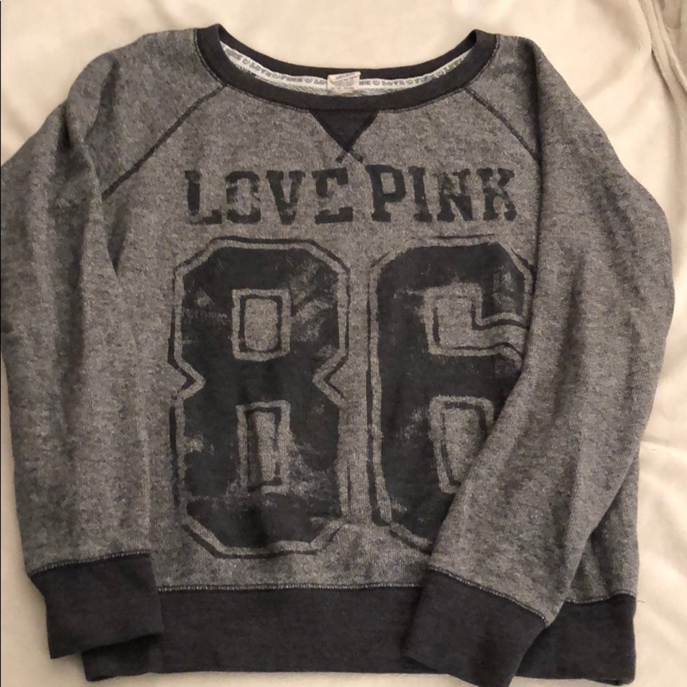 Gray crew neck sweatshirt - size medium